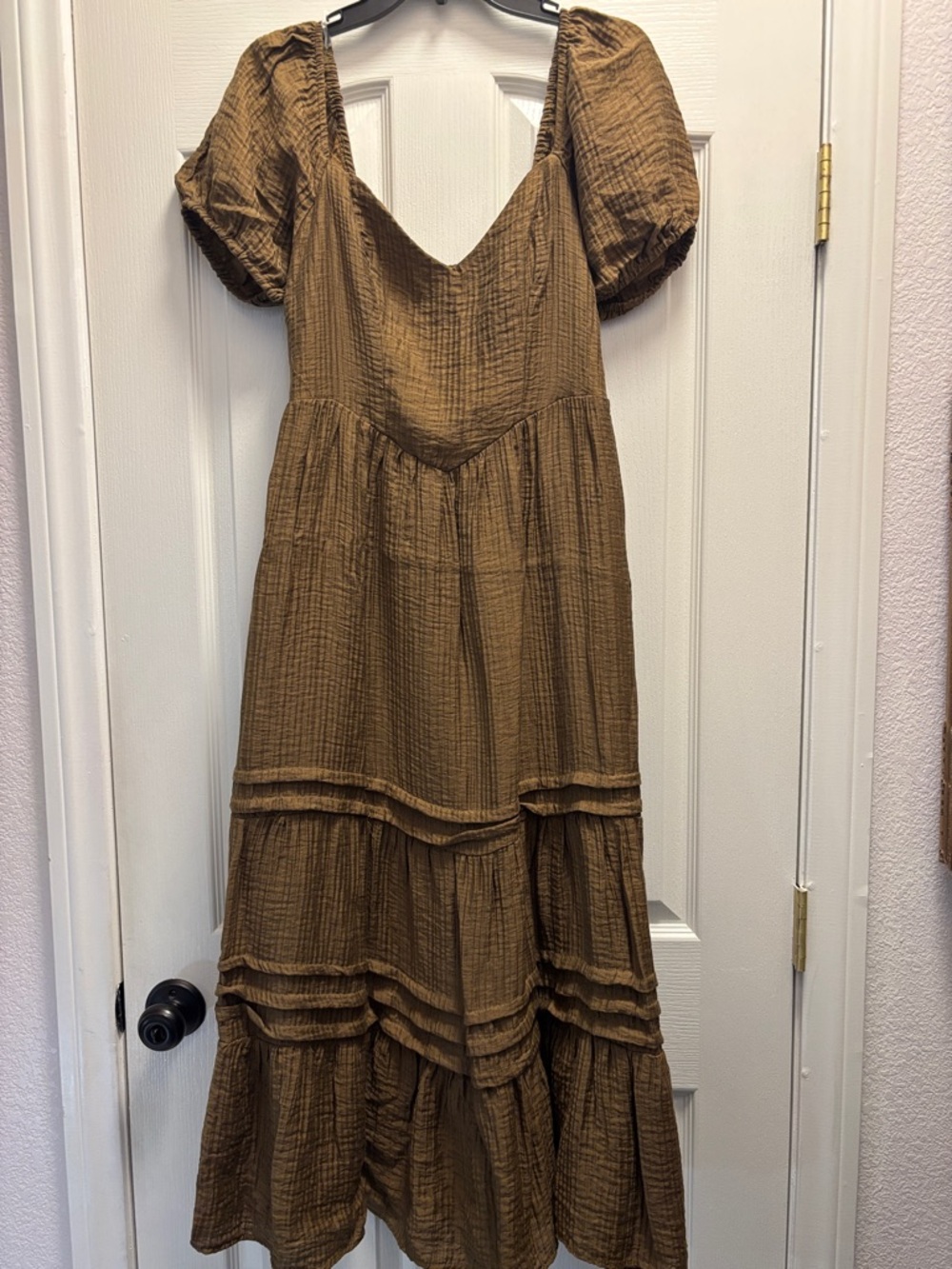 Brown Puff-Sleeve Tiered Maxi Dress